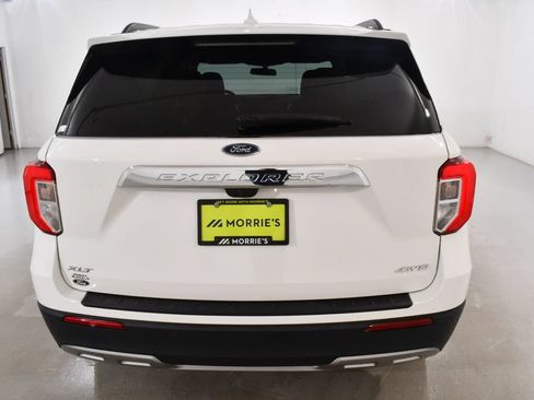 Used 2023 Ford Explorer XLT w/ Equipment Group 202A AWD/4WD image 13