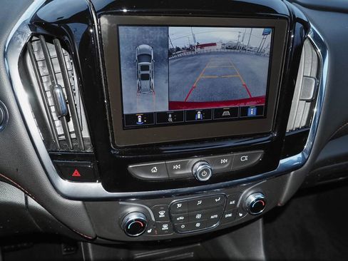 Used 2023 Chevrolet Traverse RS AWD/4WD image 13