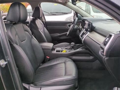 Used 2022 Kia Sorento S image 22