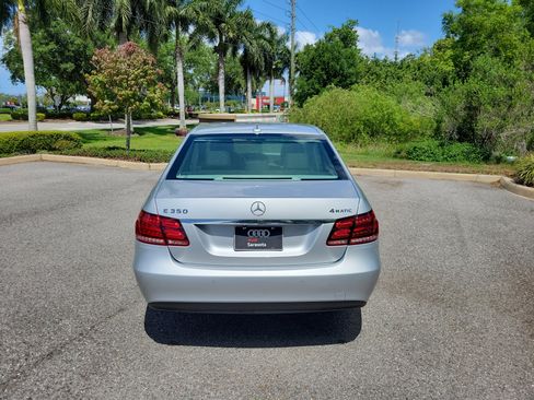 Used 2014 Mercedes-Benz E 350 4MATIC Sedan image 5