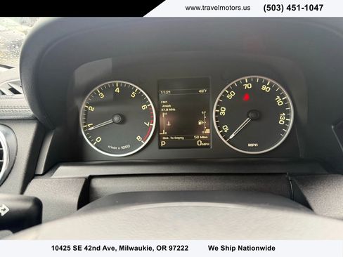 Used 2014 Land Rover LR4 HSE image 11