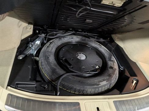 Used 2017 INFINITI QX70 AWD w/ Premium Package image 33