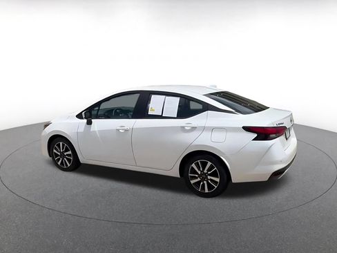 Used 2025 Nissan Versa SV FWD image 11