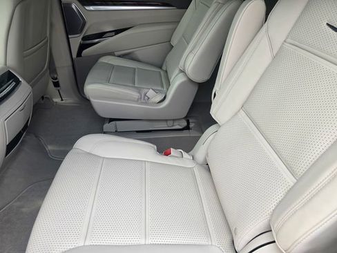 New 2026 Cadillac Escalade Platinum Sport AWD/4WD image 13