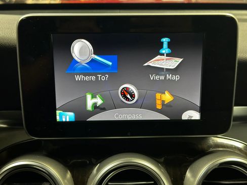 Used 2017 Mercedes-Benz GLC 300 image 34