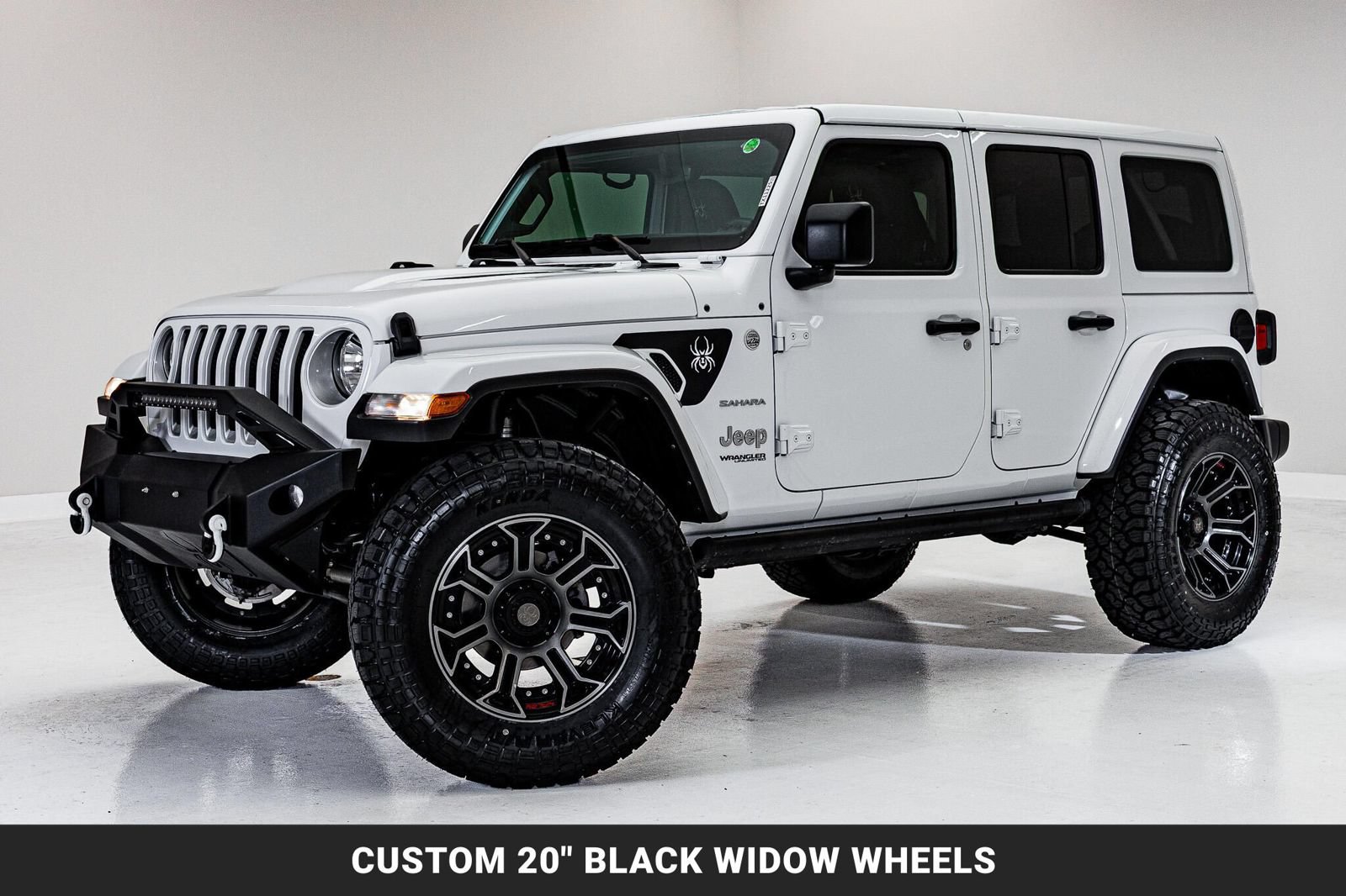 Used 2022 Jeep Wrangler Unlimited Sahara w/ Cold Weather Group AWD/4WD image 4