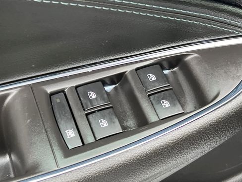 Used 2017 Chevrolet Cruze LT w/ Leather Package image 13