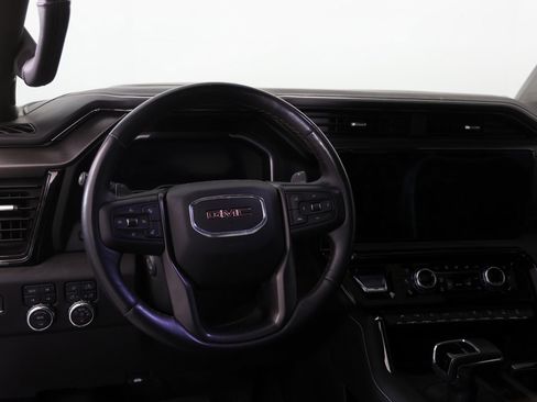 Used 2023 GMC Sierra 1500 AT4X image 3