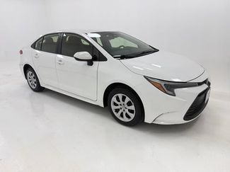 Used 2024 Toyota Corolla LE FWD video 1