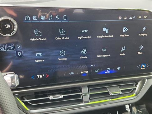 New 2026 Chevrolet Equinox EV LT image 14