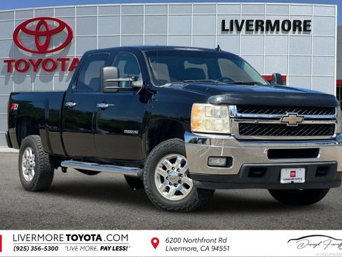 Used 2011 Chevrolet Silverado 2500 LTZ w/ LTZ Plus Package image 1