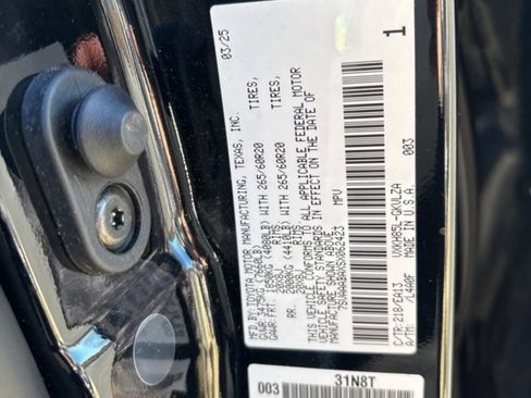 Certified 2025 Toyota Sequoia Limited image 43