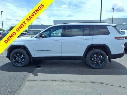 New 2025 Jeep Grand Cherokee L Limited w/ Luxury Tech Group II image 3