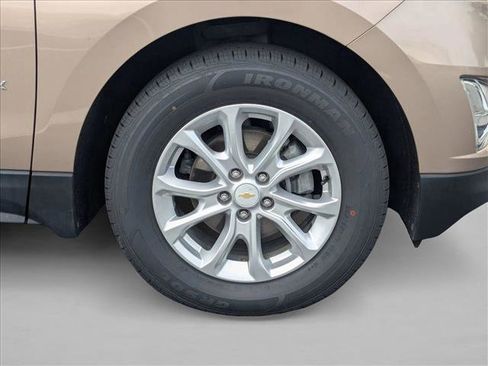 Used 2019 Chevrolet Equinox LT FWD image 22