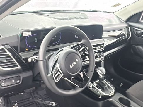 New 2026 Kia Seltos S image 24