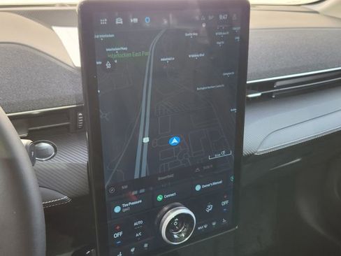 Used 2025 Ford Mustang Mach-E Premium image 23