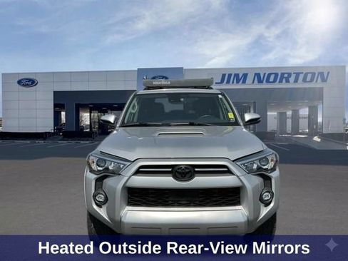 Used 2023 Toyota 4Runner TRD Off-Road Premium w/ Moonroof Package AWD/4WD image 10