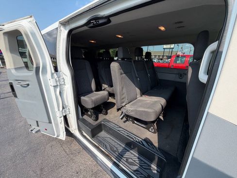 Used 2018 Ford Transit 350 XL RWD image 18