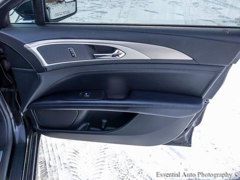 Used 2017 Lincoln MKZ Premiere image 24