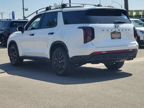 Certified 2024 Hyundai Palisade SEL FWD image 3