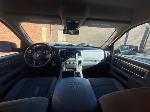 Used 2016 RAM 1500 Big Horn image 27