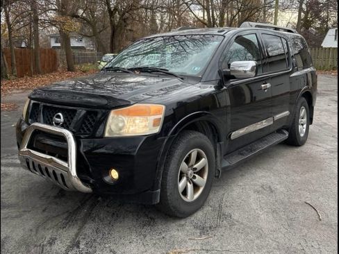 Used 2010 Nissan Armada SE image 2
