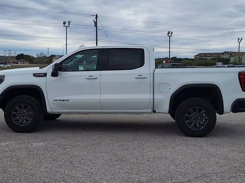 New 2026 GMC Sierra 1500 AT4X image 5
