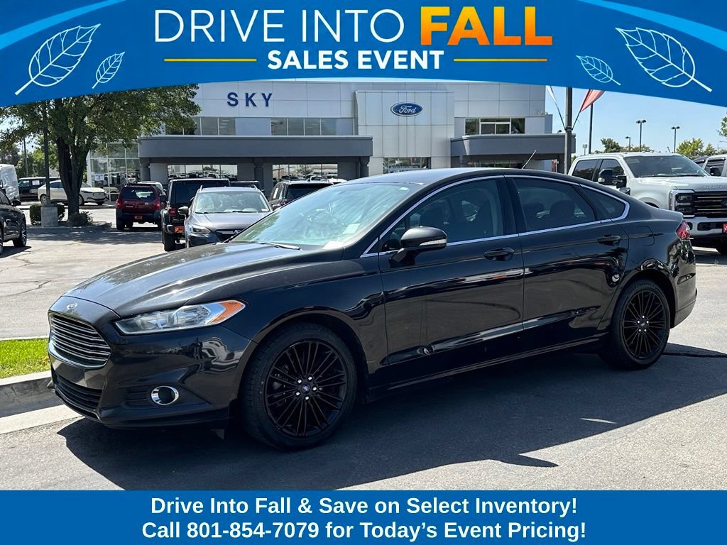 Used 2016 Ford Fusion SE w/ Equipment Group 202A AWD/4WD image 1