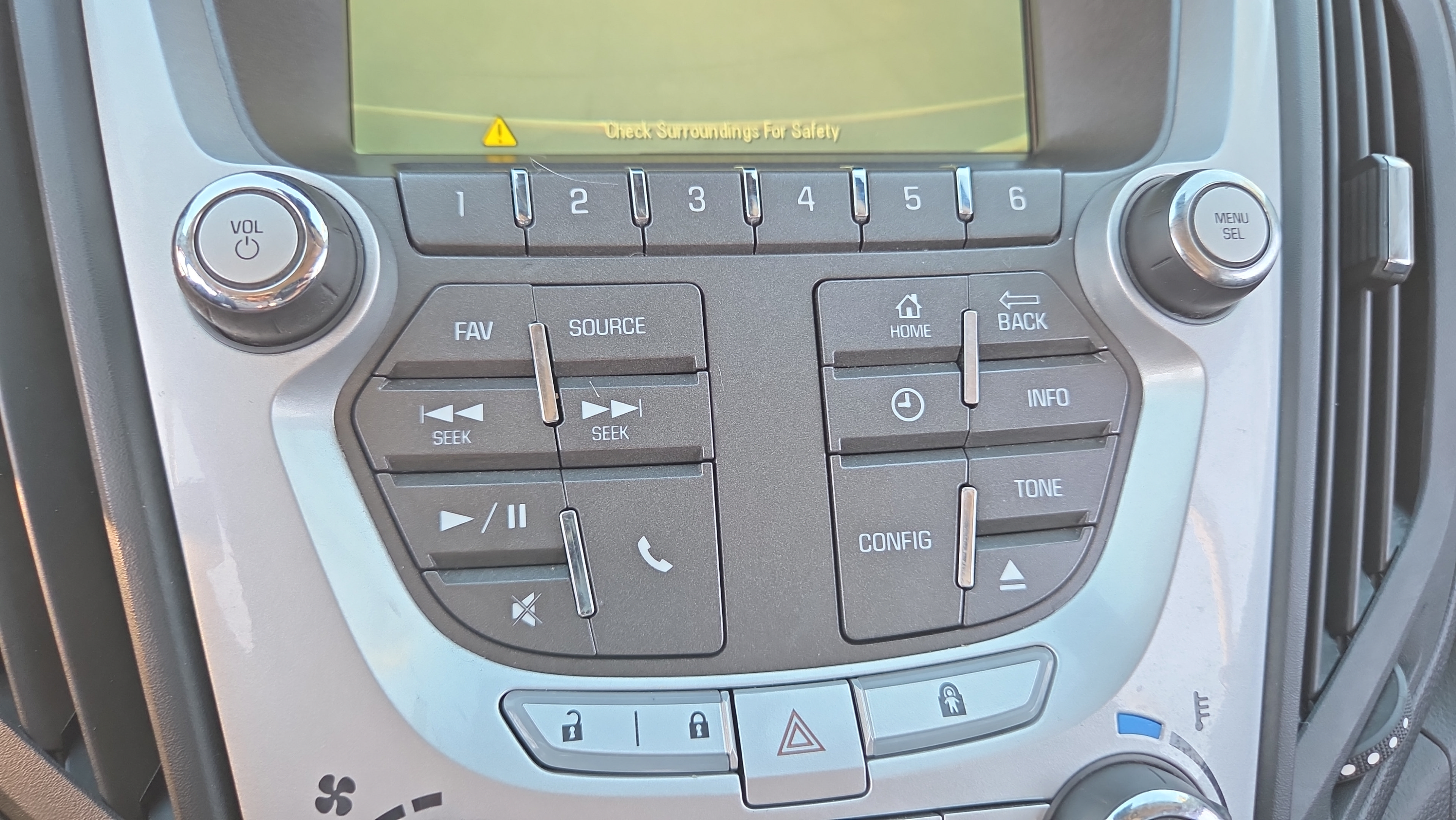 Used 2014 Chevrolet Equinox LT w/ Driver Convenience Package FWD image 29