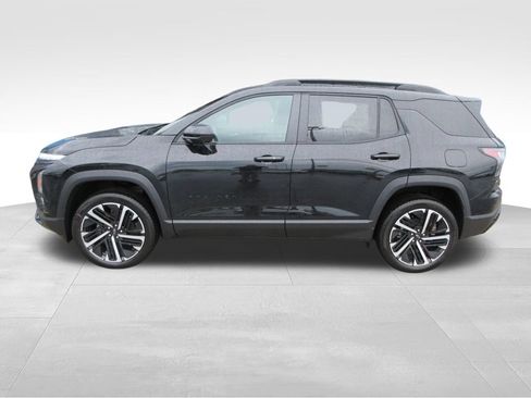 New 2026 Chevrolet Equinox RS w/ Convenience Package III FWD image 3