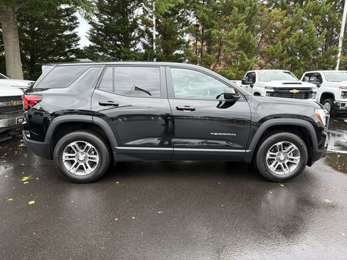 Used 2026 GMC Terrain Elevation AWD/4WD image 11