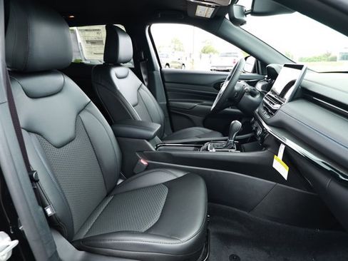 New 2026 Jeep Compass Latitude AWD/4WD image 26