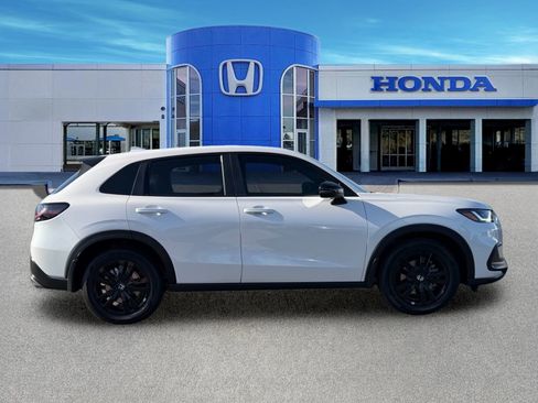 New 2026 Honda HR-V Sport image 9