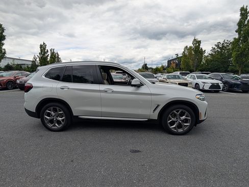 Used 2022 BMW X3 xDrive30i w/ Convenience Package AWD/4WD image 2