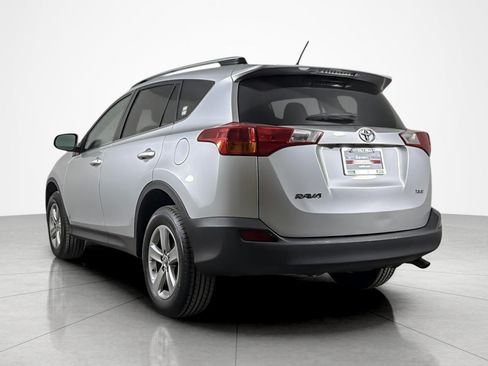Used 2015 Toyota RAV4 XLE w/ Preferred Accessory Package FWD image 3