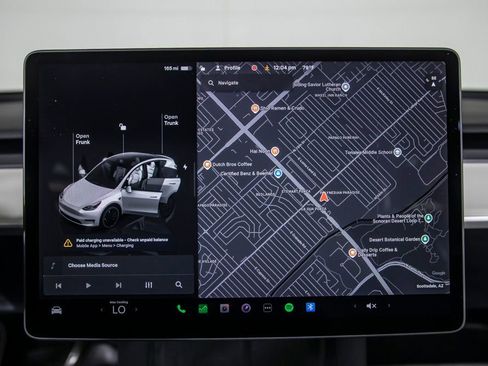 Used 2023 Tesla Model Y Performance AWD/4WD image 31