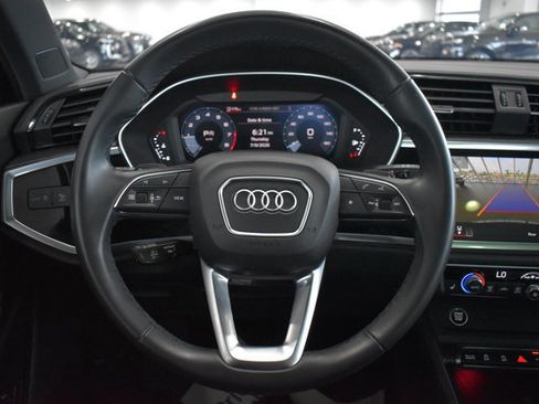 Used 2024 Audi Q3 2.0T Premium Plus AWD/4WD image 18