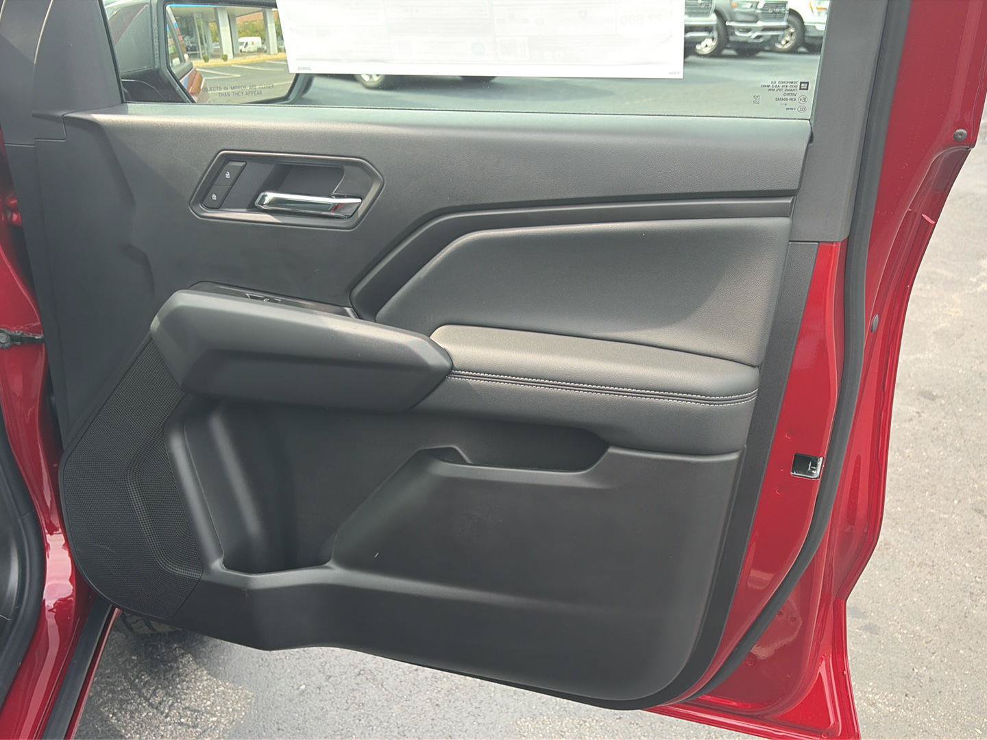 New 2026 Chevrolet Colorado LT w/ LT Convenience Package AWD/4WD image 16