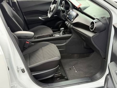 Certified 2023 Nissan Kicks SV image 23