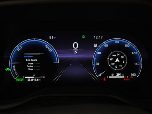 Used 2025 Toyota Sienna XSE AWD/4WD image 25