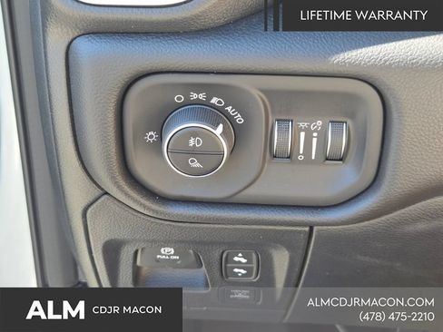 New 2026 RAM 1500 Big Horn AWD/4WD image 28