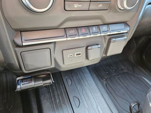 Used 2022 GMC Sierra 3500 Pro w/ Convenience Package AWD/4WD image 15