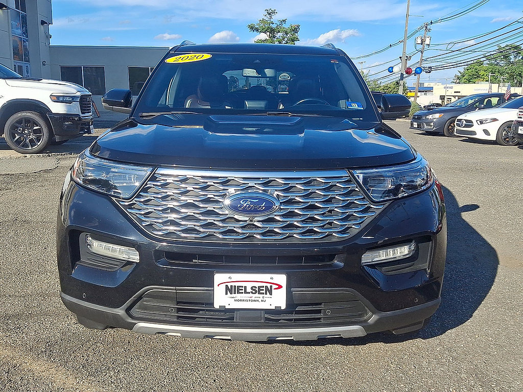 Used 2020 Ford Explorer Platinum w/ Premium Technology Package AWD/4WD image 35