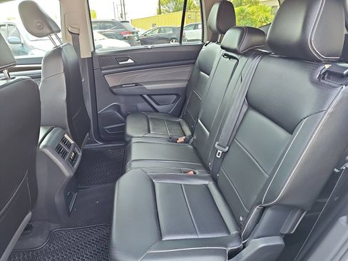 Used 2023 Volkswagen Atlas SE FWD image 15