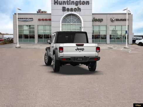 New 2026 Jeep Gladiator Sport AWD/4WD image 9