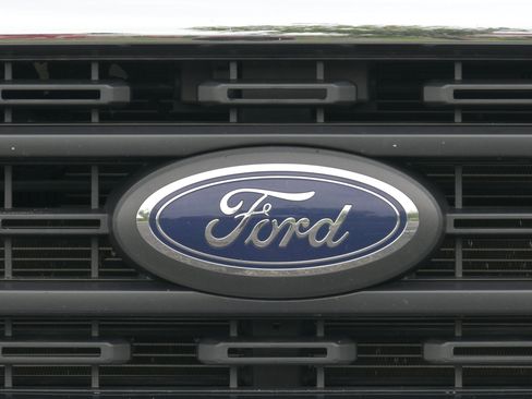 Used 2023 Ford F150 XLT AWD/4WD image 37