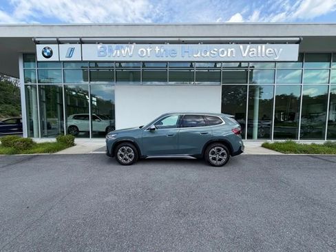 Used 2023 BMW X1 xDrive28i w/ Premium Package AWD/4WD image 1