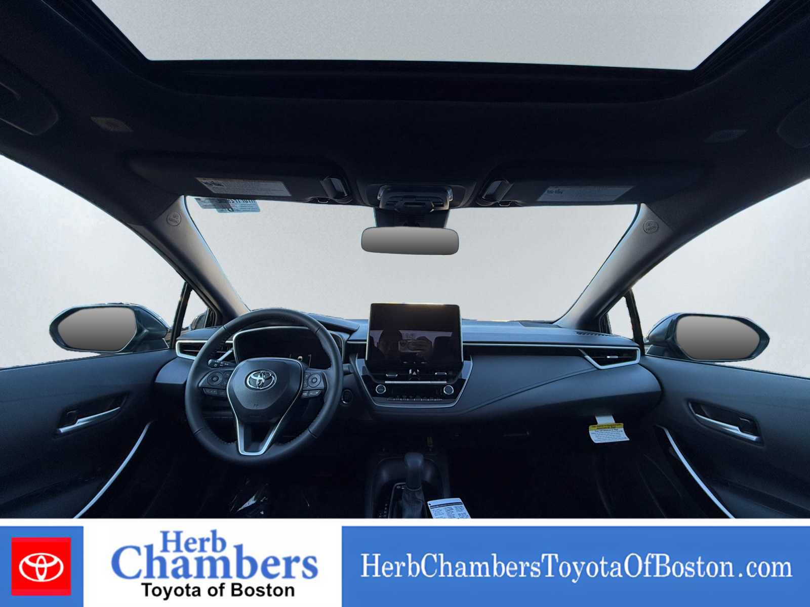 Used 2026 Toyota Corolla XSE FWD image 5