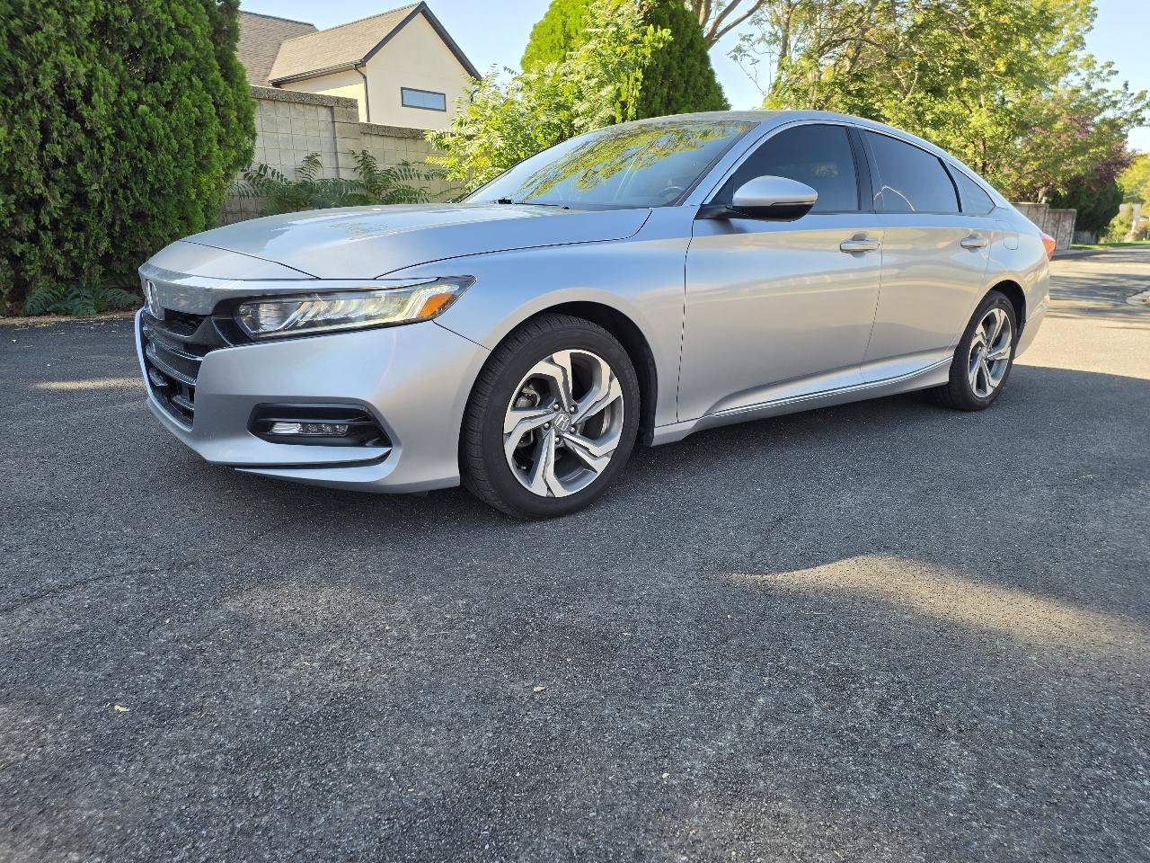 Used 2020 Honda Accord EX-L image 1