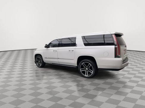 Used 2018 Cadillac Escalade ESV Premium Luxury AWD/4WD image 42